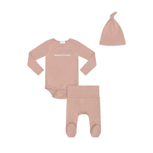 Load image into Gallery viewer, Heven Child Baby set ( Sz 6m - 12m )
