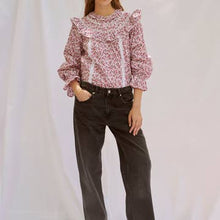Load image into Gallery viewer, Sonmer Shop floral blouse (SZ S-L)
